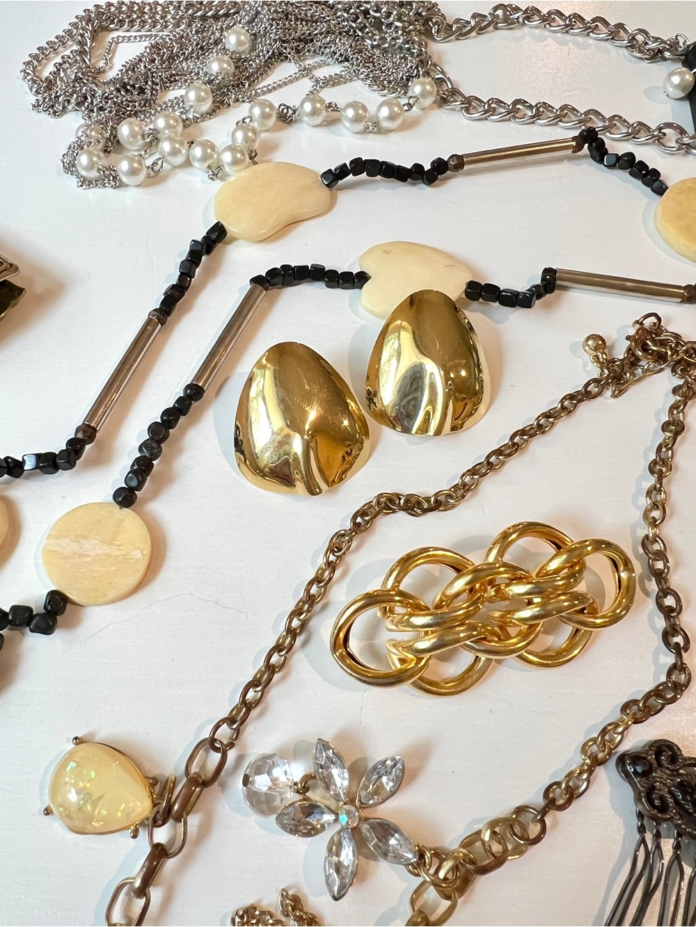 Jewelry Bundle 22pc Assortment Fashion Jewelry Bulk Lot Vintage Modern Gold Tone